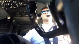 Piloto mostra como é aterrar um Boeing 737 em dias com ventos cruzados… WTF!
