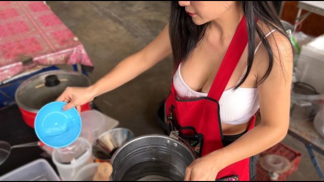 She was SHY being filmed for the first time – Thai street food