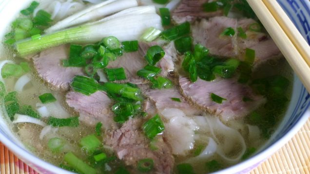 PHO BO – Vietnamese Beef Noodle Soup Recipe