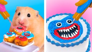 Cooking Huggy Wuggy for the hamster! *Useful Kitchen Gadgets and Hacks*